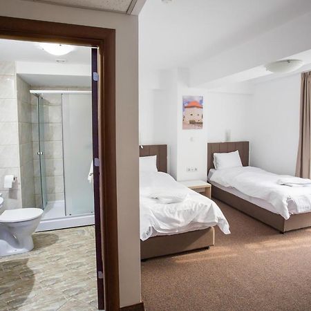 בוקרשט Acomodoro Residence מראה חיצוני תמונה