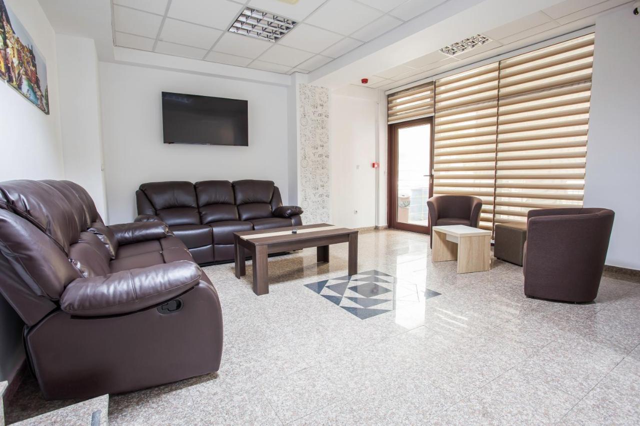 בוקרשט Acomodoro Residence מראה חיצוני תמונה